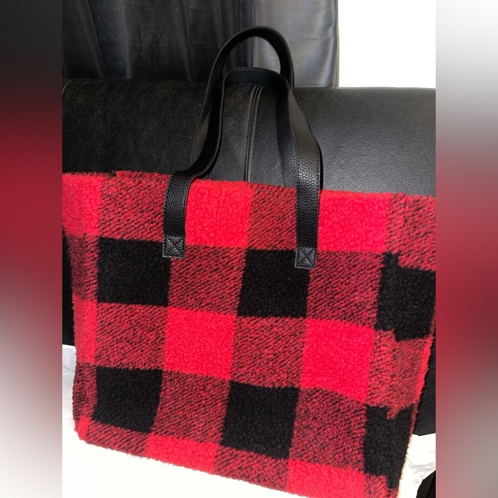 B&N Exclusive Red Buffalo Plaid Sherpa Tote Bag NWOT